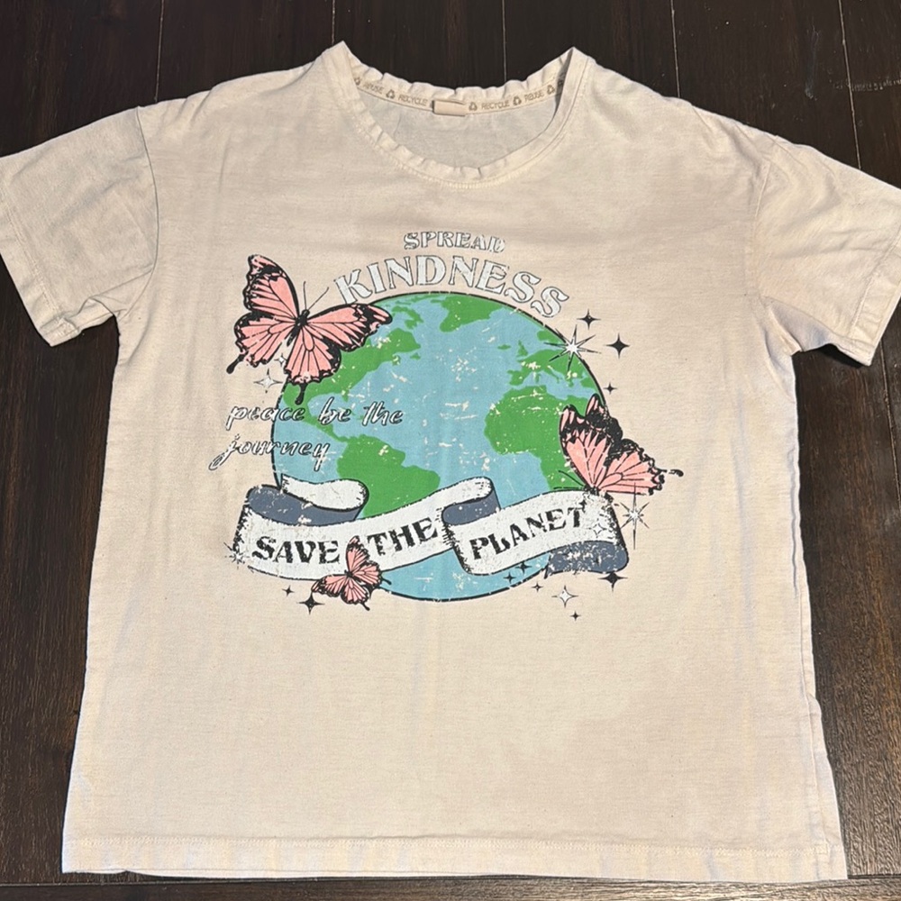 Earth Graphic Tee - Cream